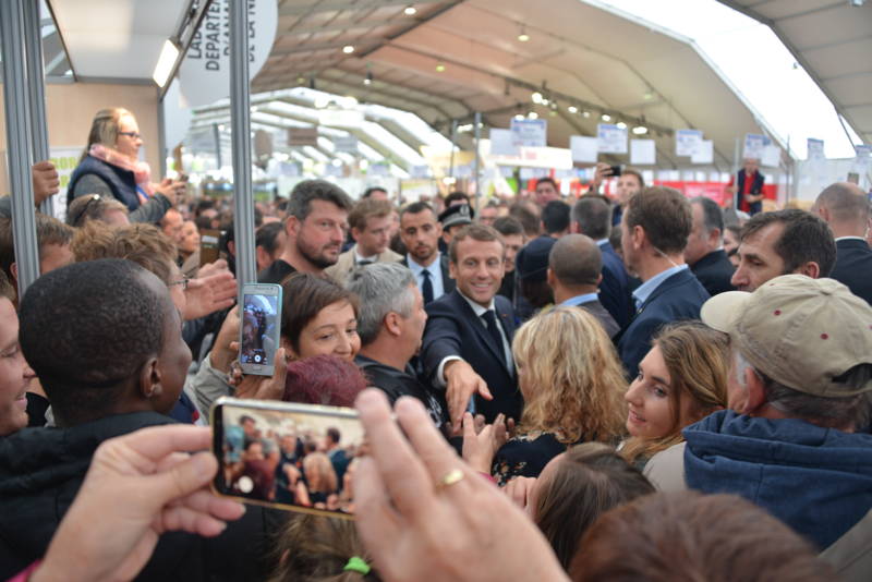 Visite d'Emmanuel Macron au 28e Sommet de l'élevage — Clermont-Cournon d'Auvergne