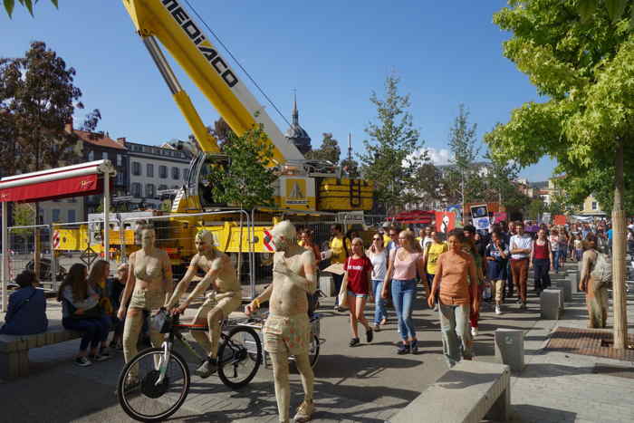 Marche pour le climat sur la Place de Jaude — Clermont-Ferrand