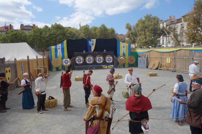 Tir à l'arc — Fête du roi de l'oiseau — Le Puy-en-Velay