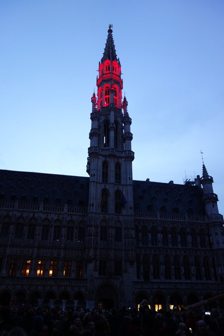 — Hôtel de ville sur la Grand-Place - Bruxelles —