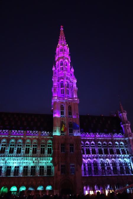 — Hôtel de ville sur la Grand-Place - Bruxelles —