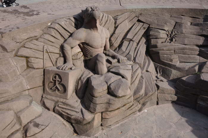 — Chimère - Place de la athédrale de Strasbourg —