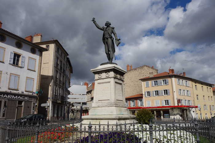 — Statue du marquis de Lafayette — Le Puy-en-Velay —