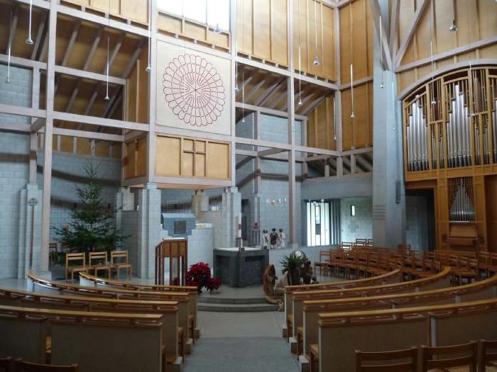 Crèche avec ses "Trois rois" mages — Eglise St Mauritius à Béthlehem — Berne (CH)
