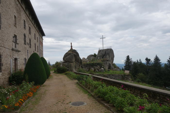 — Sanctuaire de "Notre" Dame] de L'Hermitage — Commune de Noirétable —