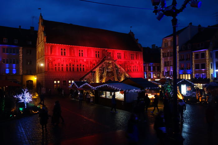 — Marché de Noël et Mairie — Mulhouse —