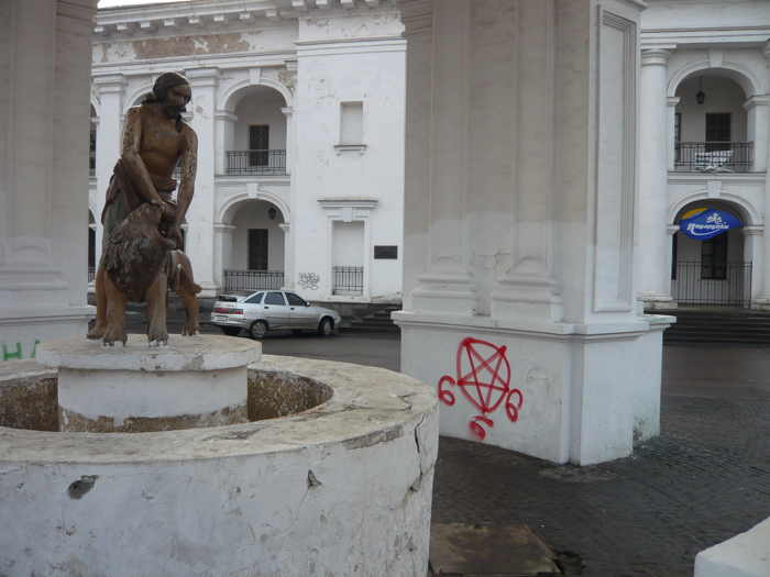 — Pentagramme satanique — Ville de Kiev (Ukraine) —