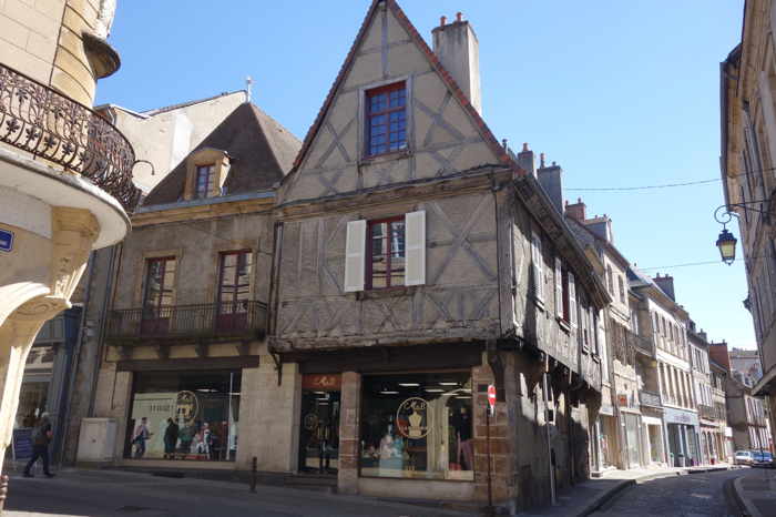 Maison à  colombages — Moulins