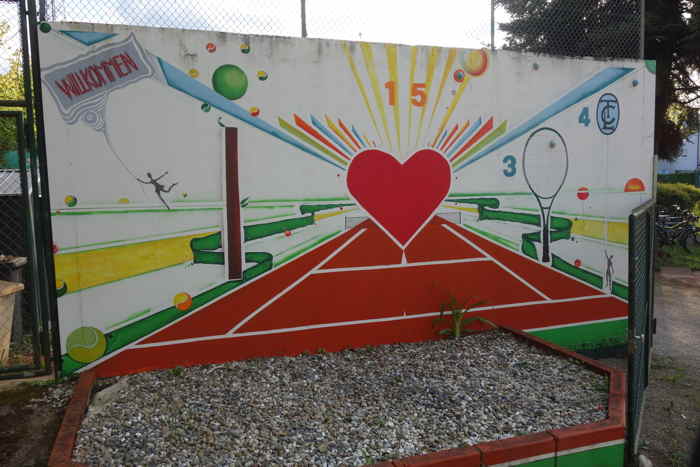 — Fresque sur le court de tennis — Lörrach (D) —
