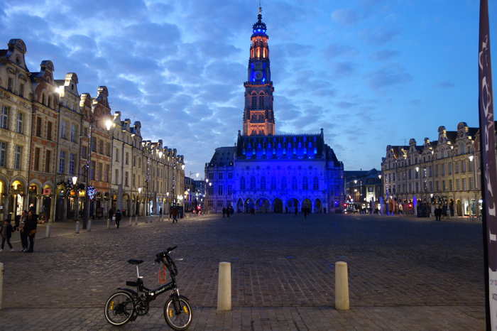 — Beffroi et Place des héros - Arras —