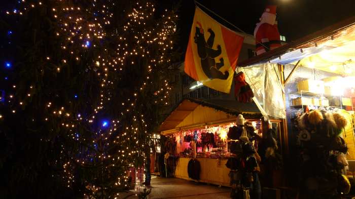 — Marché de Noël en phase de démontage — Berne (CH) —