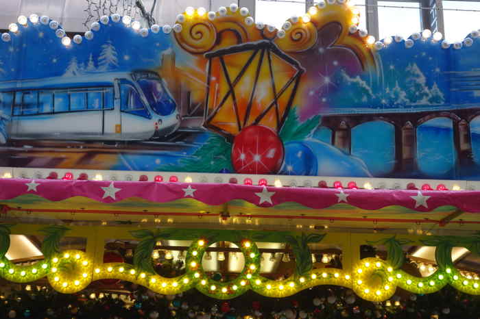 Décorations sur un manège — Cologne