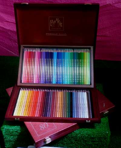 Boîte de crayons de couleurs 