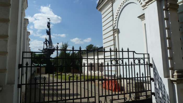 — Grille de cloître moscovite - Moscou —