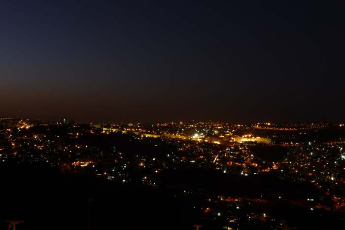 - Jérusalem vue de nuit -