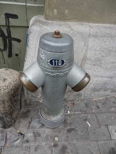 — Borne à incendie - Kramgasse - Berne —