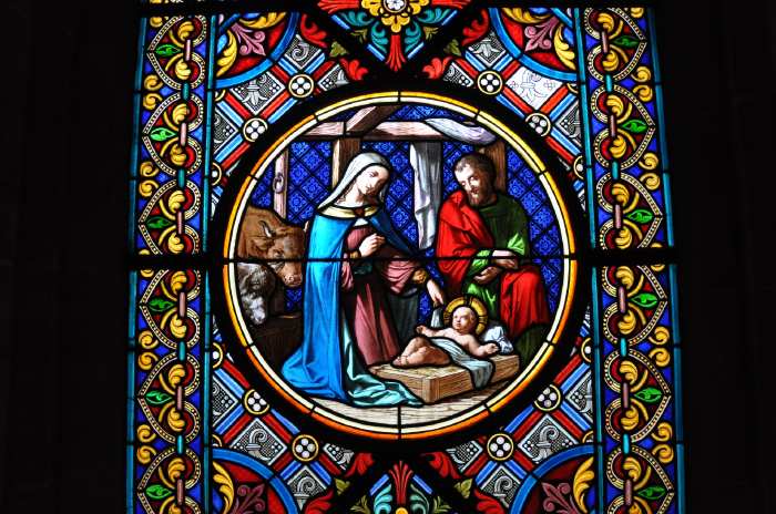 — Détail d'un vitrail: la nativité - cathédrale - Bâle/Basel —