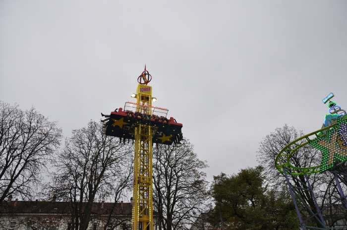 — Attraction foraine "The Tower"