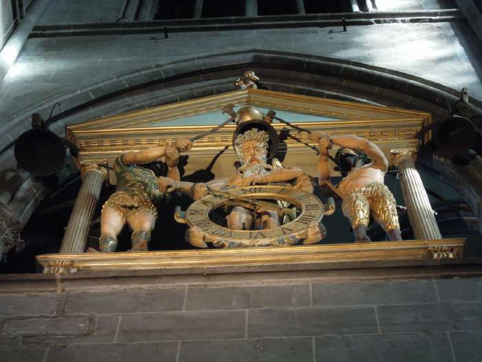 — Horloge de la cathédrale — Clermont-Ferrand —