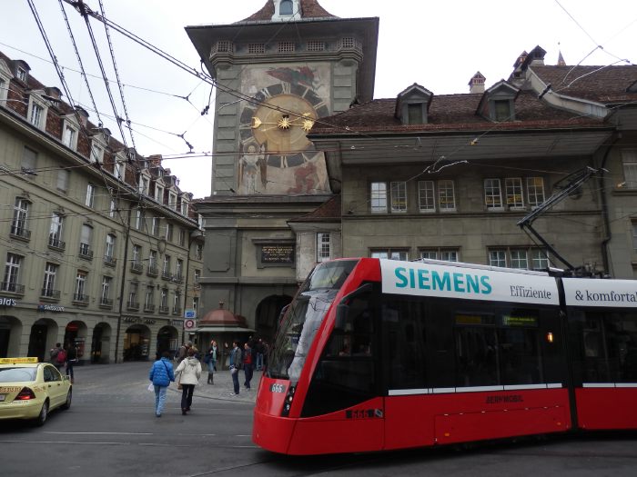 — Tour de l'horloge - Bern/Berne (Suisse) —