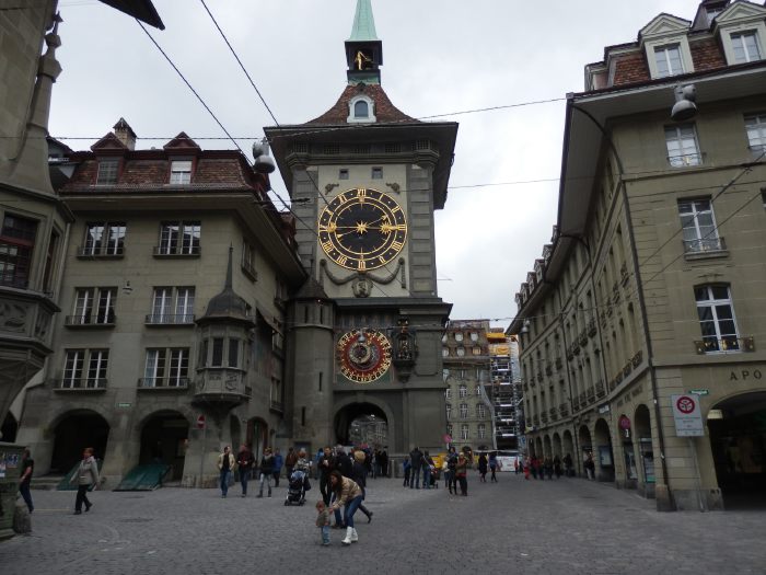 — Tour de l'horloge - Kramgasse — Bern/Berne (Suisse) —