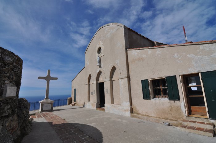 — Eglise Notre Dame du Mai — Six-Fours-Les-Plages —