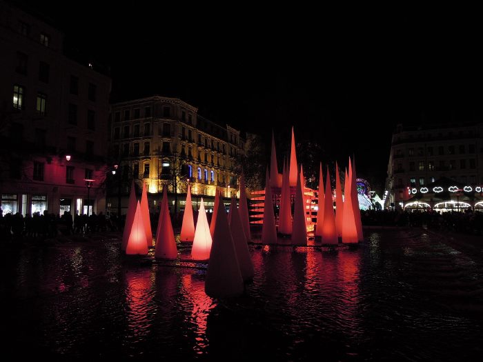 Le Roi des dragons - Bibi/Production - Agence Tagada — Fête des Lumières 2012 - Lyon