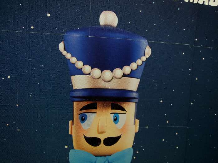 — Affiche publicitaire BHV Noël dans le métro - Paris —
