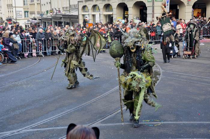 — Carnavaliers de l'Apocalypse? — Carnaval de Berne — Bern/Berne —