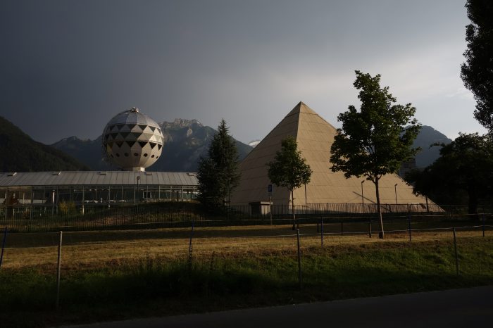 - Pavillon pyramide - JungFrau (Mystery) Park - Interlaken Canton de Berne (CH) -