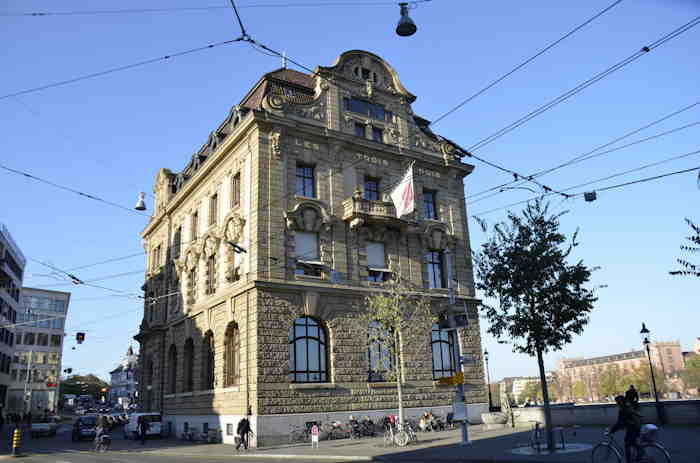 — Aile du Grand Hôtel "Les trois rois" en bordure du Rhin - Bâle/Basel — 