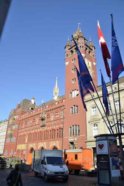 — Place de l'Hôtel de ville - Bâle/Basel —