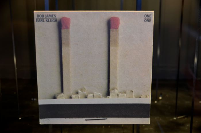 — Pochettes d'albums 60s-90s - Vitrines sur la Spitalgasse — Bern/Berne —
