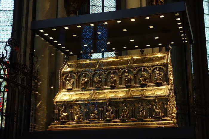 — Châsse reliquaire des mages - Cathédrale Saint-Pierre et Sainte-Marie — Cologne —