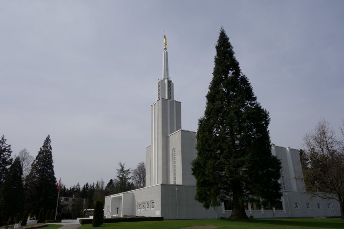 "Église de Jésus-Christ des saints des derniers jours" ou "Église des Mormons" — Zollikofen - Canton de Bern/Berne