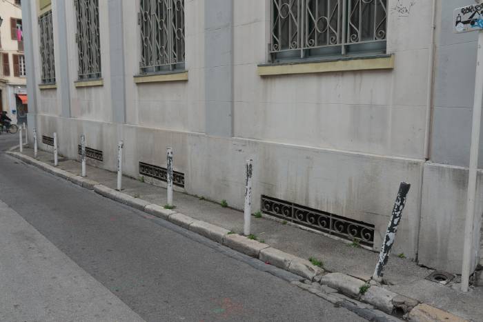 — Anciennes Halles municipales — Toulon —