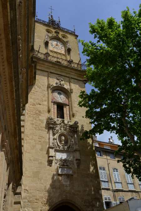 — Tour de l'horloge — Place de l'Hôtel-de-Ville — Aix-en-Provence —