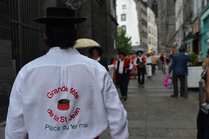 — Groupe Folklorique Portugais devant la Mairie - Clermont-Ferrand —