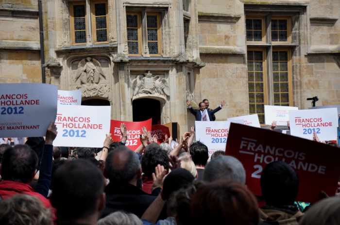 Discours du candidat F. Hollande le 1er Mai 2012 devant le Palais Ducal — Nevers