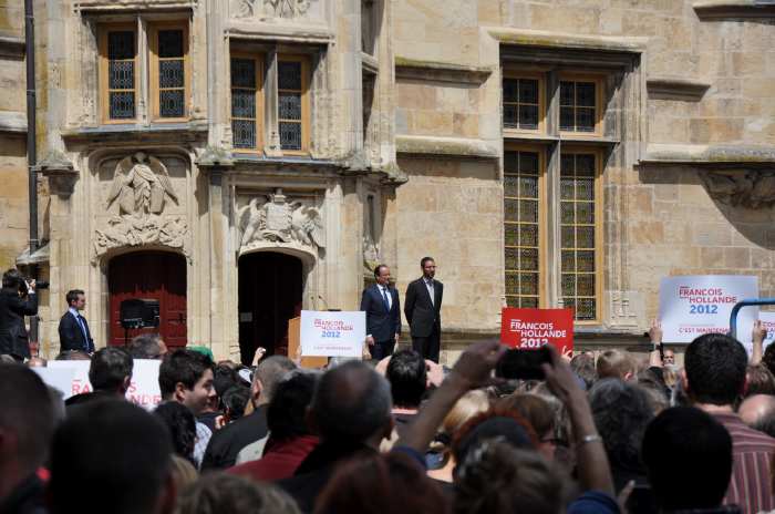 Discours du candidat F. Hollande le 1er Mai 2012 devant le Palais Ducal — Nevers