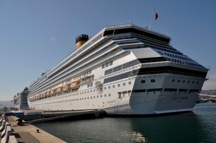 — Costa Serena à quai - Port de Marseille —