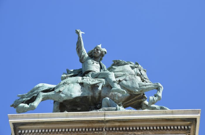 — Statue de Vercingétorix — Place de Jaude — Clermont-Ferrand —