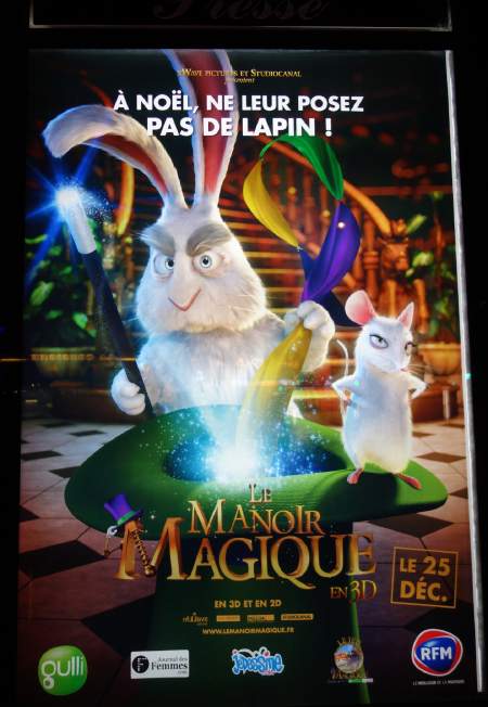 — Affiche du film Le Manoir Magique — Paris La Défense —