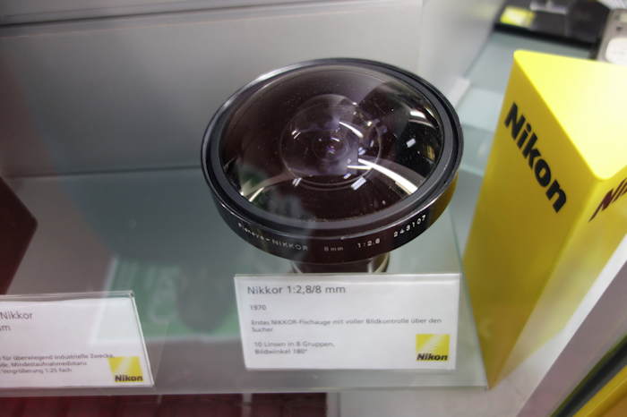 "fish-eye" ou "œil de poisson"