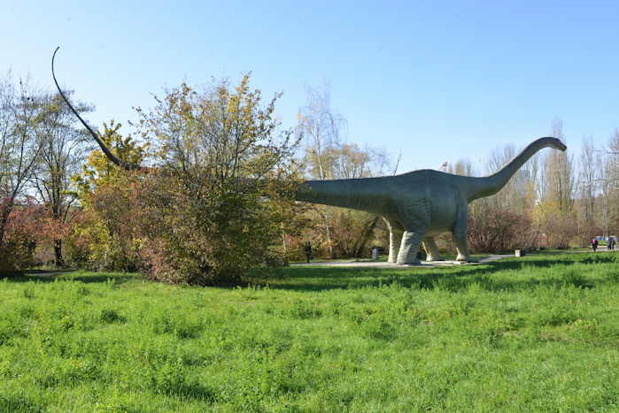 — Seismosaurus — Grün 80 — Münchenstein — Bâle/Basel —