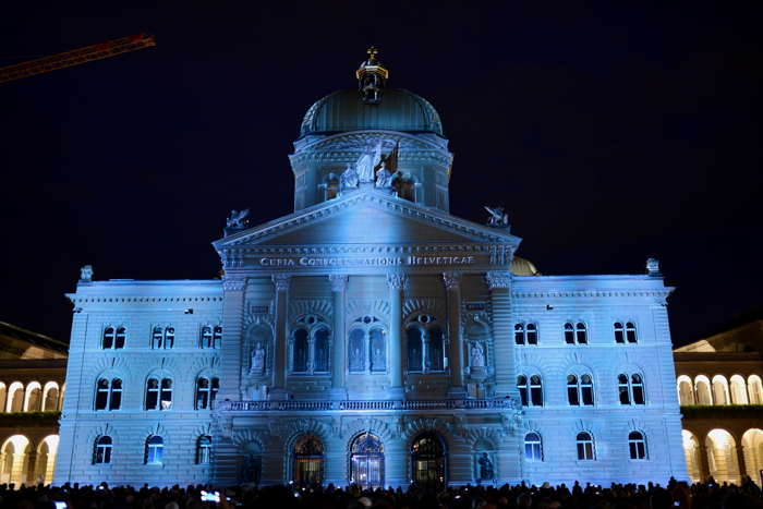 — Son et Lumière sur le Parlement — Bern/Berne —