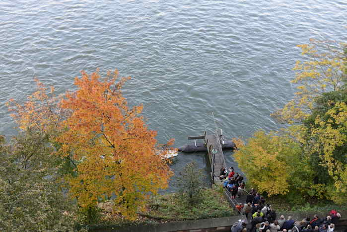 — Embarcadère pour le passage du bac sur le Rhin — Bâle/Basel —