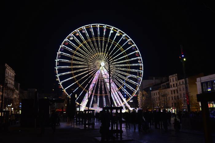 — Grande Roue et tours de la Cathédrale Notre-Dame de l'Assomption — Clermont-Fd —