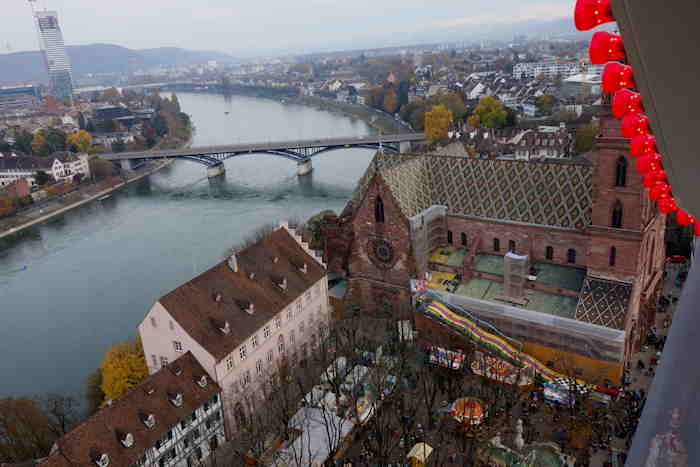 — La cathédrale et le Wettsteinbrücke vus depuis la Grande Roue — Bâle/Basel —