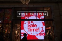 — Vitrine animée "Sale" de boutique - Amsterdam —